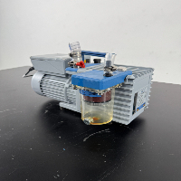 Vacuubrand RE 6W Vacuum Pump image 1